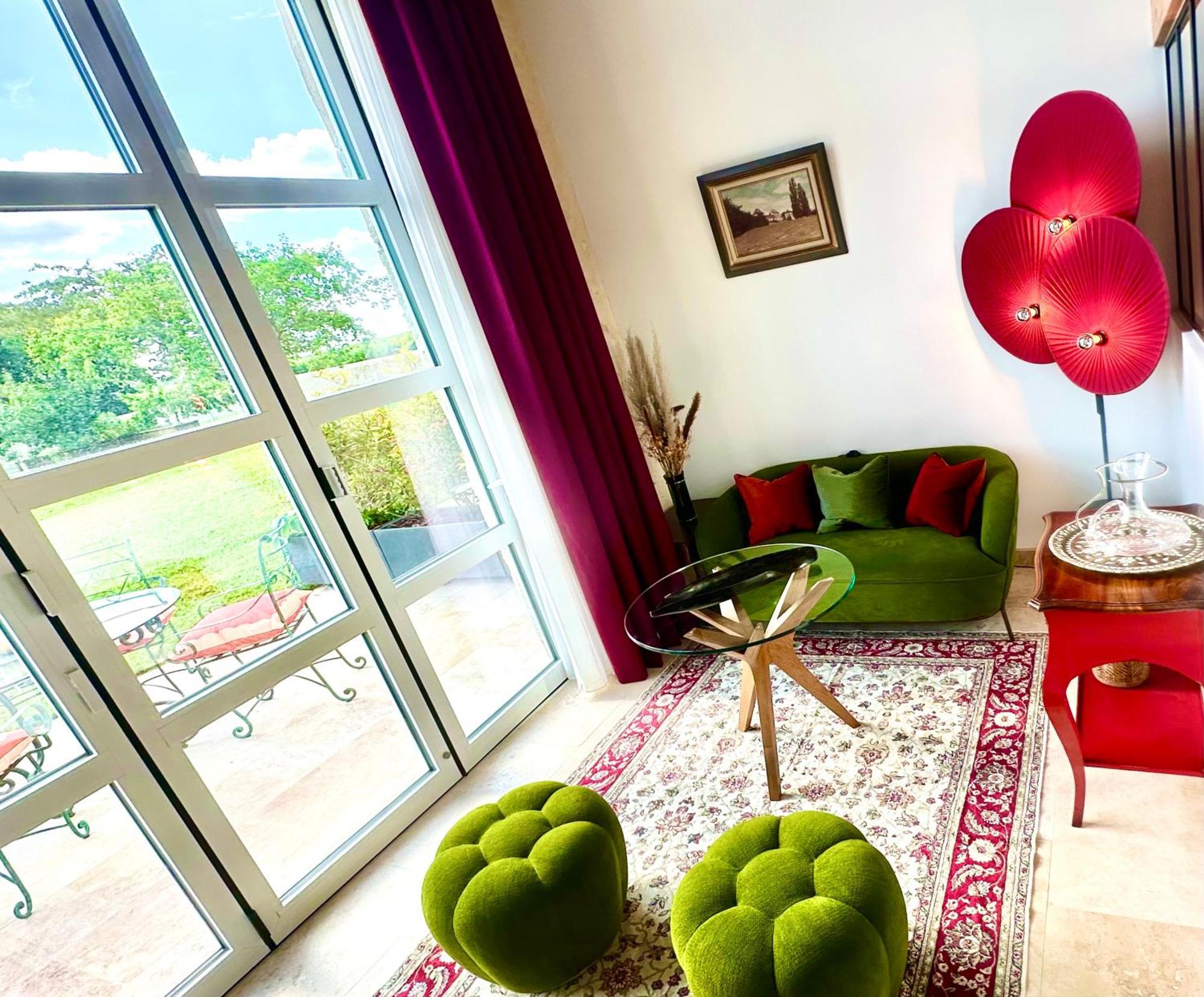 Chateau De Lafont Suites Saint-Vivien  Luaran gambar