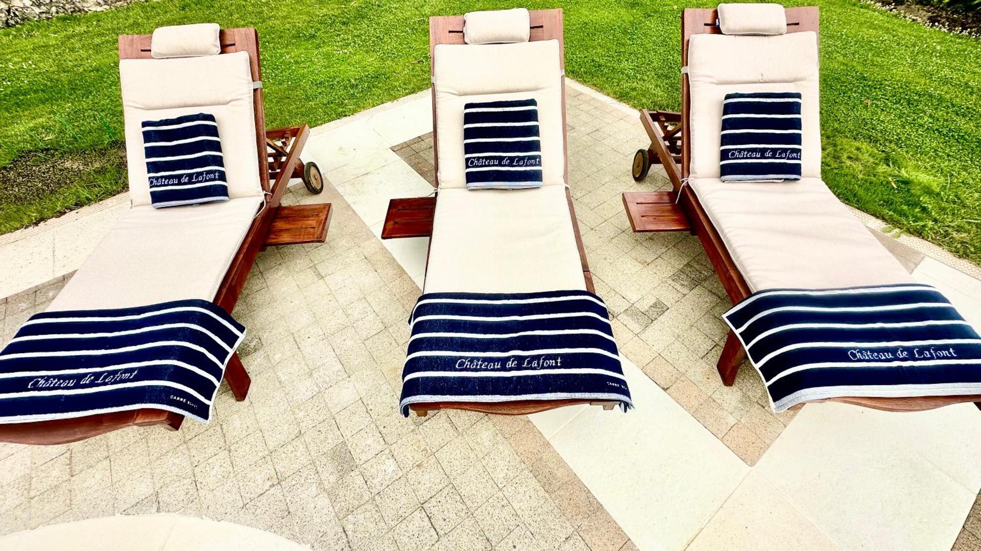 Chateau De Lafont Suites Saint-Vivien  Luaran gambar