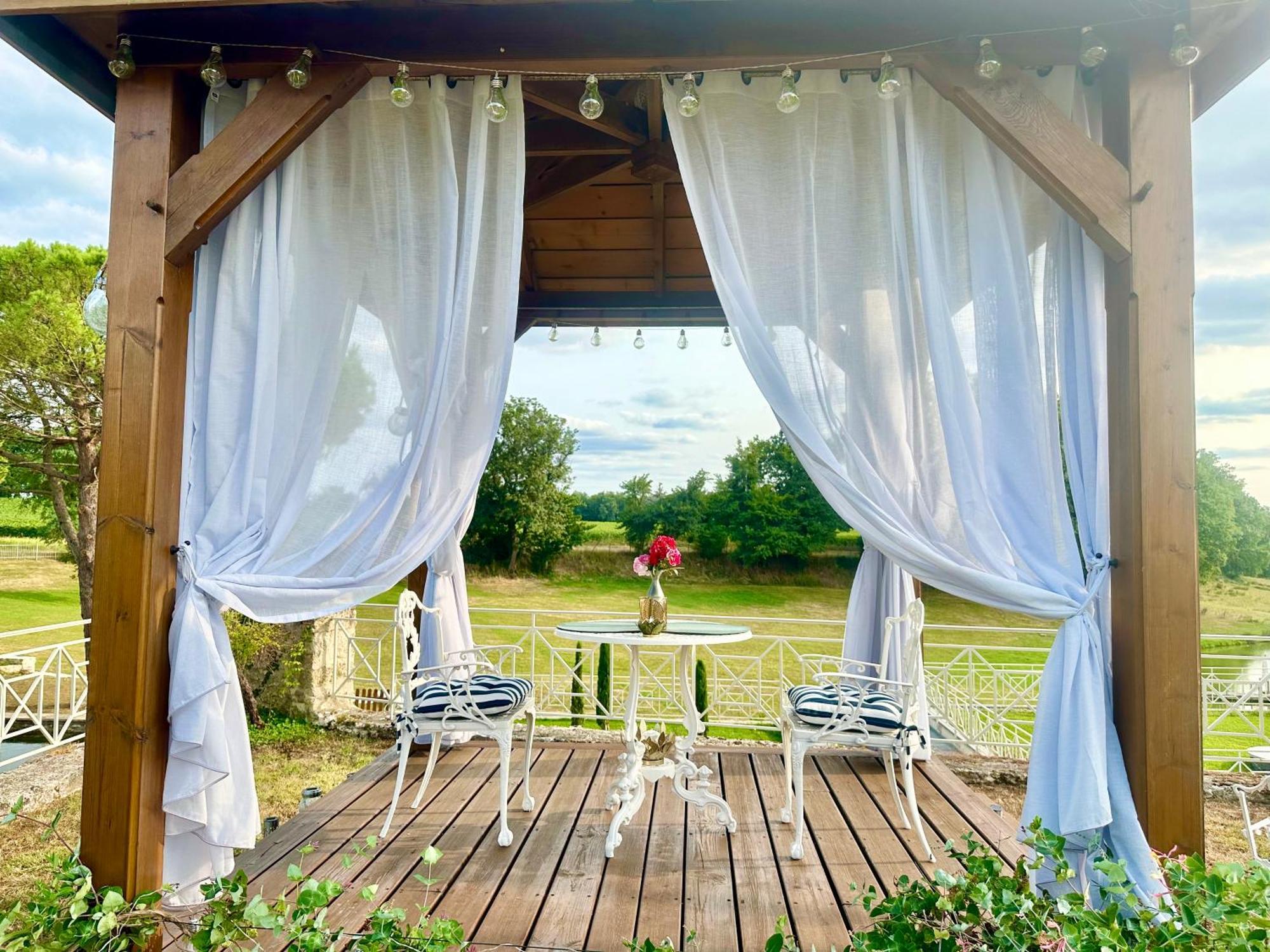 Chateau De Lafont Suites Saint-Vivien  Luaran gambar
