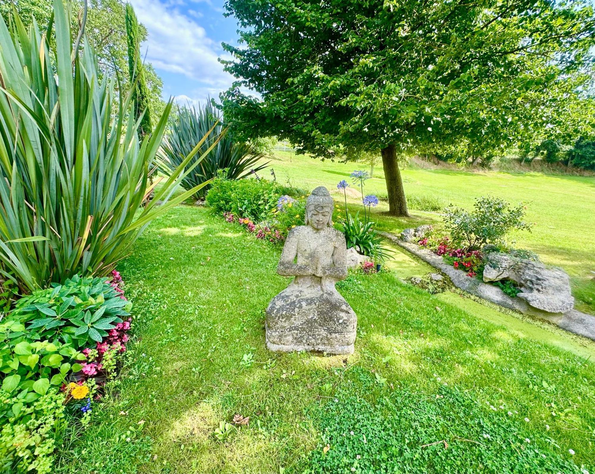Chateau De Lafont Suites Saint-Vivien  Luaran gambar