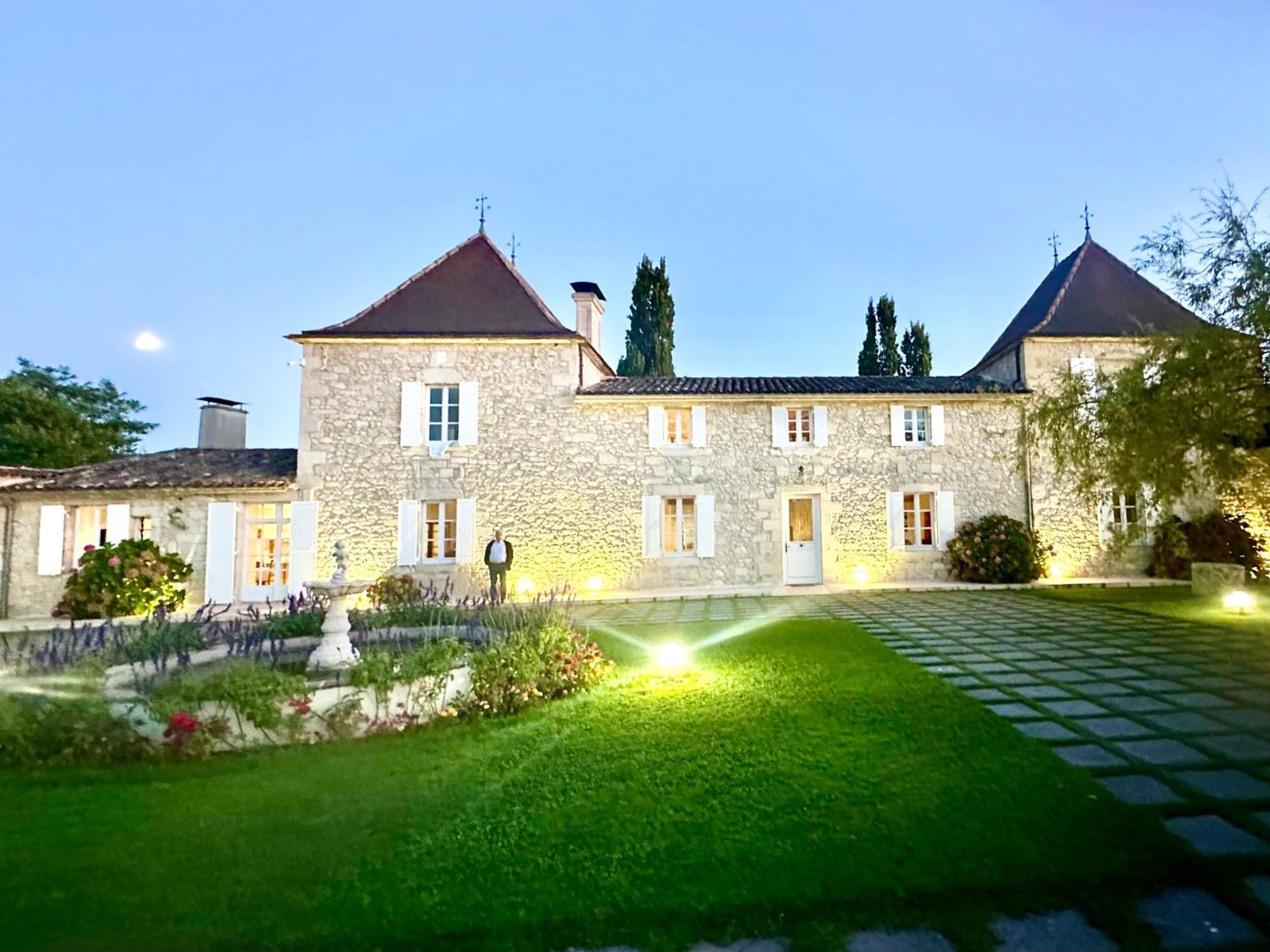 Chateau De Lafont Suites Saint-Vivien  Luaran gambar